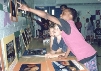 exibition.jpg (33511 bytes)